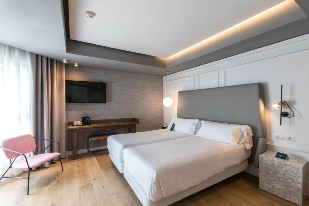 lắp đặt tổng đài nội bộ cho khách sạn